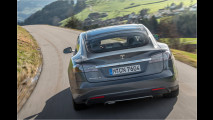 Model S fährt jetzt selber