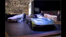 Ihr neues SUV, Mr. Bond?