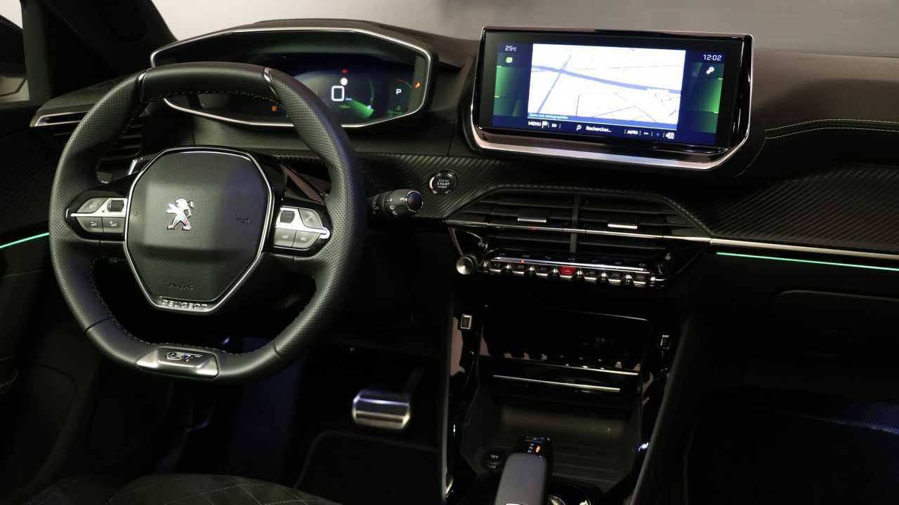 Peugeot e-2008 2020