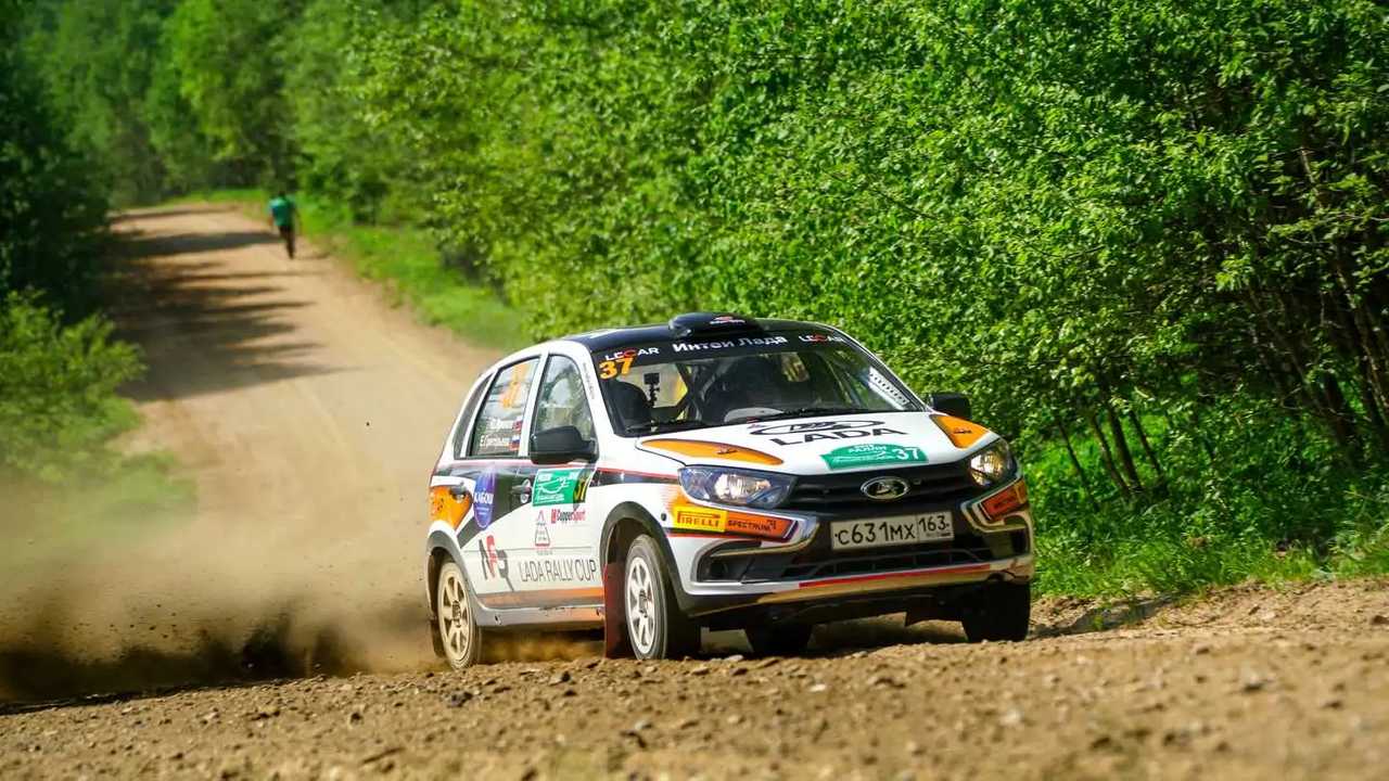 Lada Granta R1 rally