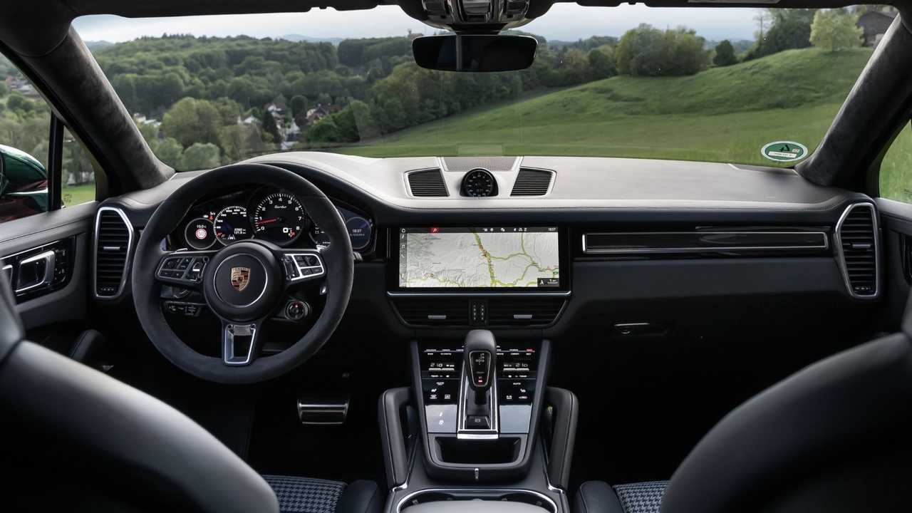 2020 Porsche Cayenne Coupe: First Drive