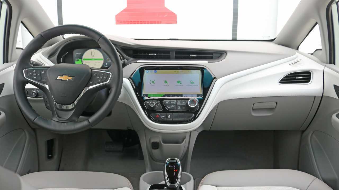 2019 Chevrolet Bolt Vs. 2019 Kia Niro EV