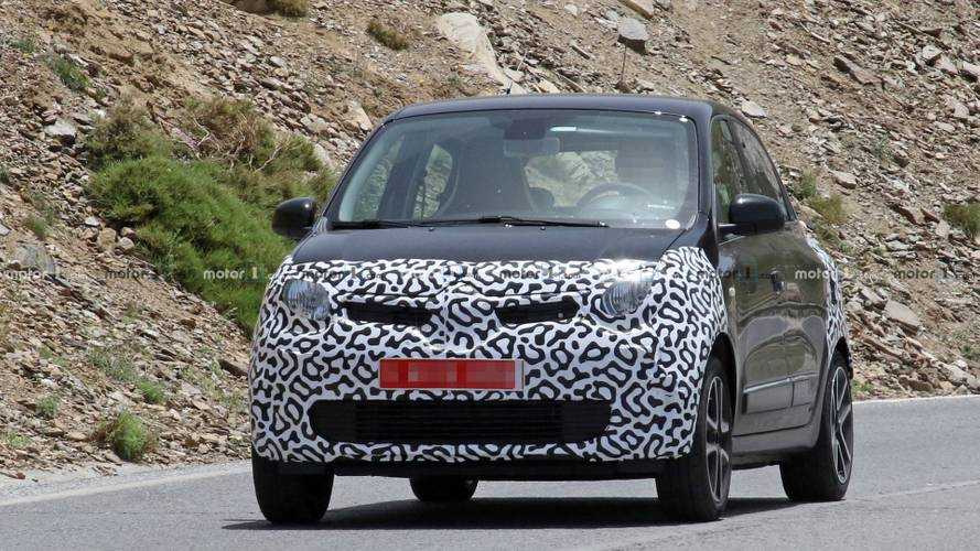 2019 Renault Twingo facelift spy photos