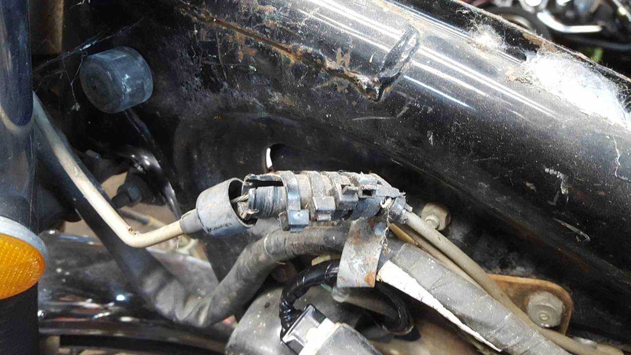 CB200 throttle cable