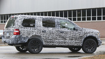 2017 Ford Expedition spy photo
