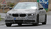 2017 BMW 5-Series plug-in hybrid spy photo