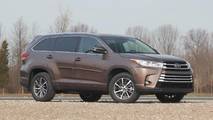 18. Toyota Highlander: 215,775 Units