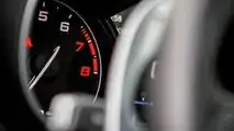 Alfa Romeo Giulia vs Alfa Romeo Stelvio drag yarışı