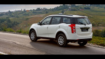 Mahindra XUV500 MY 2017 003