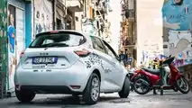Le Renault Zoe di Amicar Sharing a Napoli