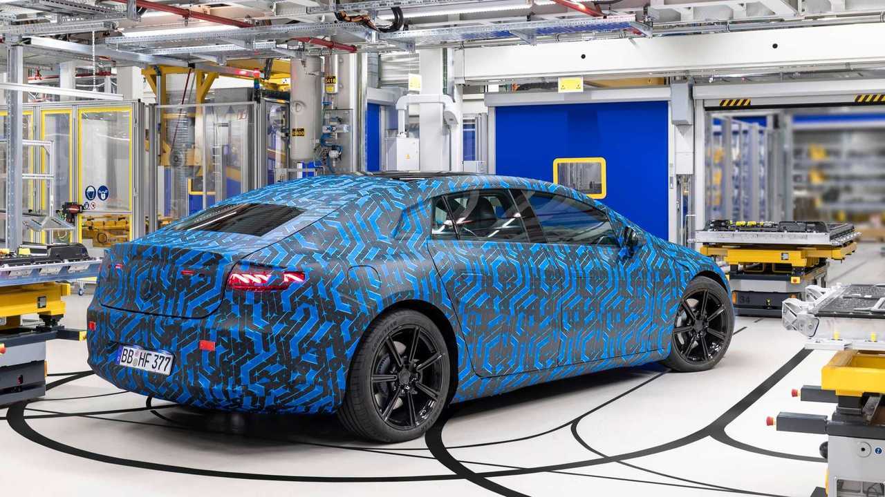 Der Mercedes EQS wird am 15. April vorgestellt