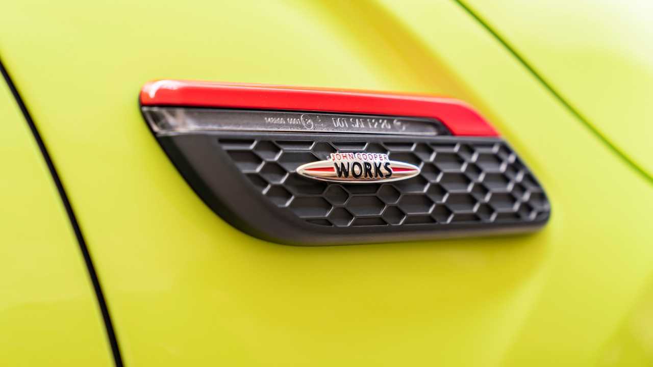 Mini John Cooper Works Cabrio (2021) im Test
