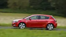 Nuova Opel Astra