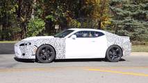 2019 Chevrolet Camaro ailesi casus fotoğrafları