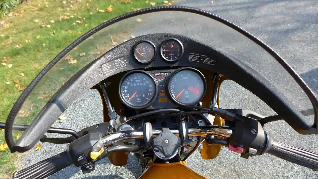 This Bmw R90s Is A Slice Of The 1970s