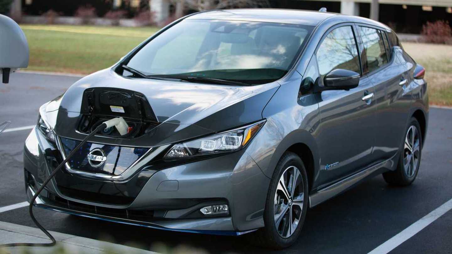 Addio Nissan Leaf, la compatta elettrica pronta per uscire di scena