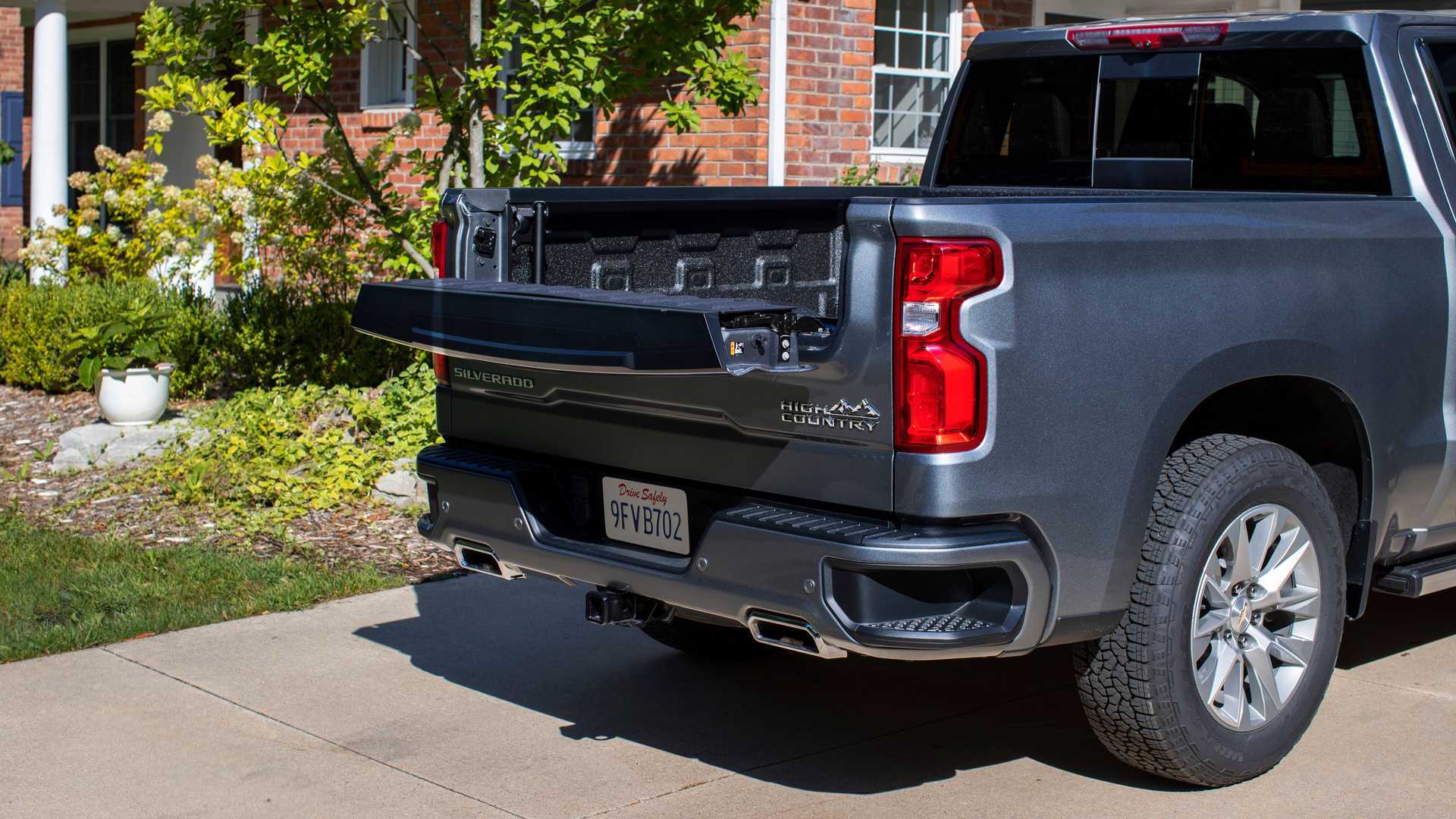 Primed Steel Tailgate For Chevy Silverado 1500 & GMC Sierra (07-08) – Replaces 20885080