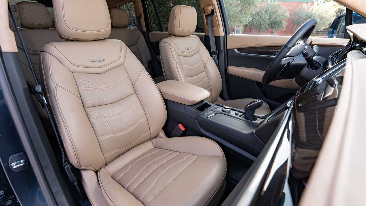 Cadillac XT6