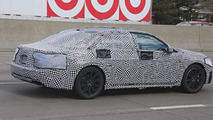 2017 Lincoln Continental spy photo
