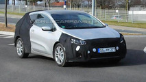 Kia pro_cee'd facelift spy photo