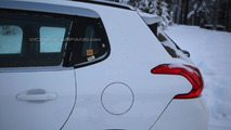 Opel crossover mule spy photo