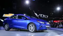 2016 Chevrolet Volt live at NAIAS