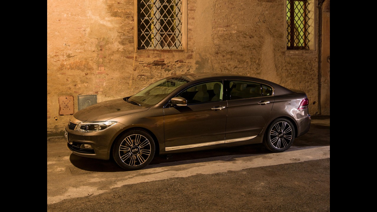 Marca de luxo da Chery, Qoros vai mal em teste ambiental na China