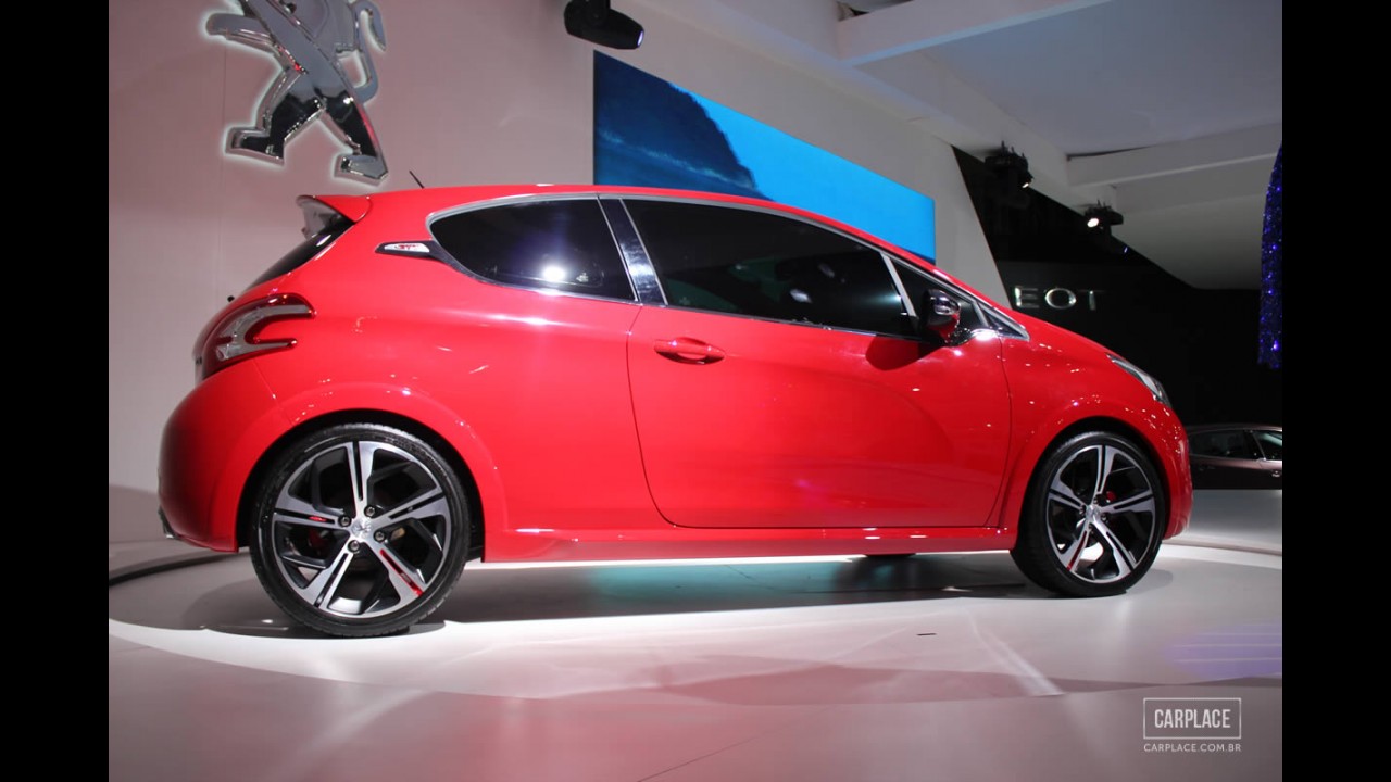 Peugeot 208 GTi custa o equivalente a R$ 59.140 no Reino Unido - Lançamento no Brasil é cogitado