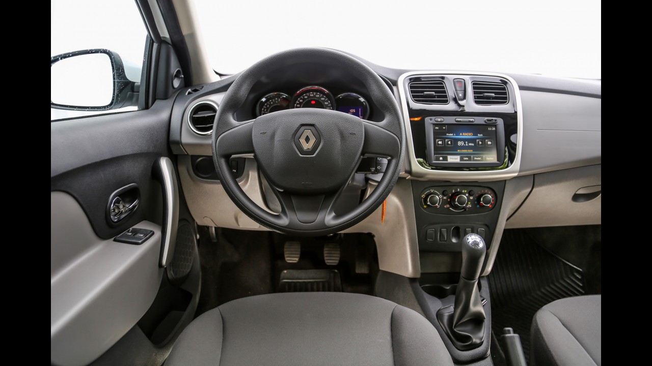 Teste CARPLACE: renovados, Logan e Prisma subiram na vida