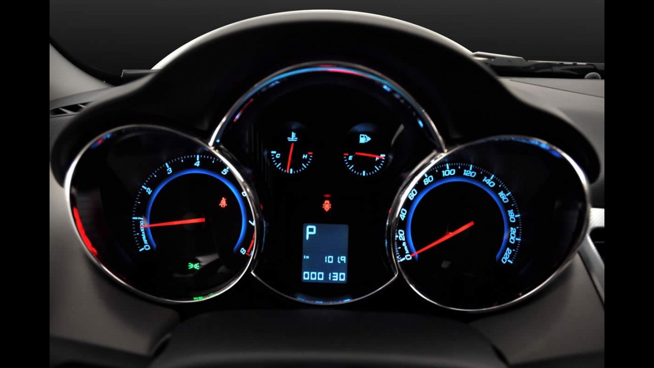 Chevrolet lança oficialmente o novo Cruze no Brasil - Confira os itens das versões e preços