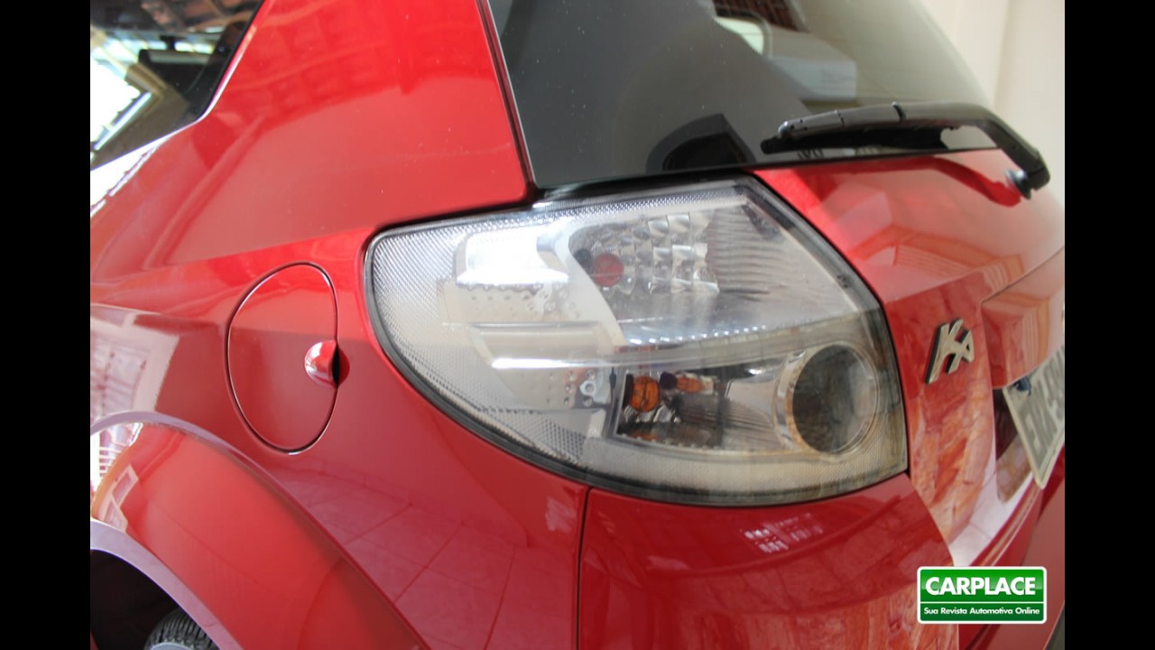 Garagem CARPLACE: Detalhes do visual do Ford KA 2012