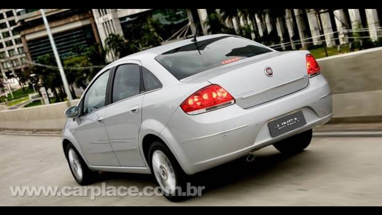 Fiat anuncia oficialmente a nova versão Linea LX 2010 e nova denominação HLX - Veja os preços