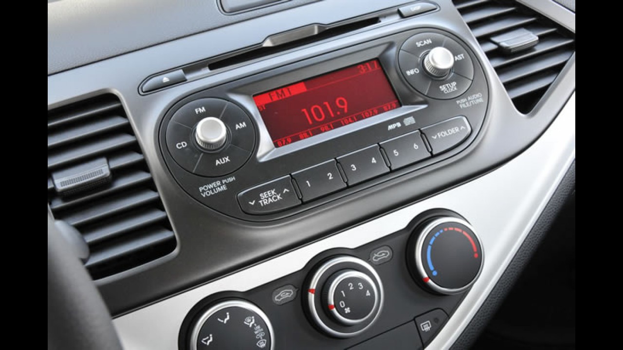 Kia lança Novo Picanto Flex 2012 no Brasil com preço inicial de R$ 34.900 - Veja detalhes das versões e fotos