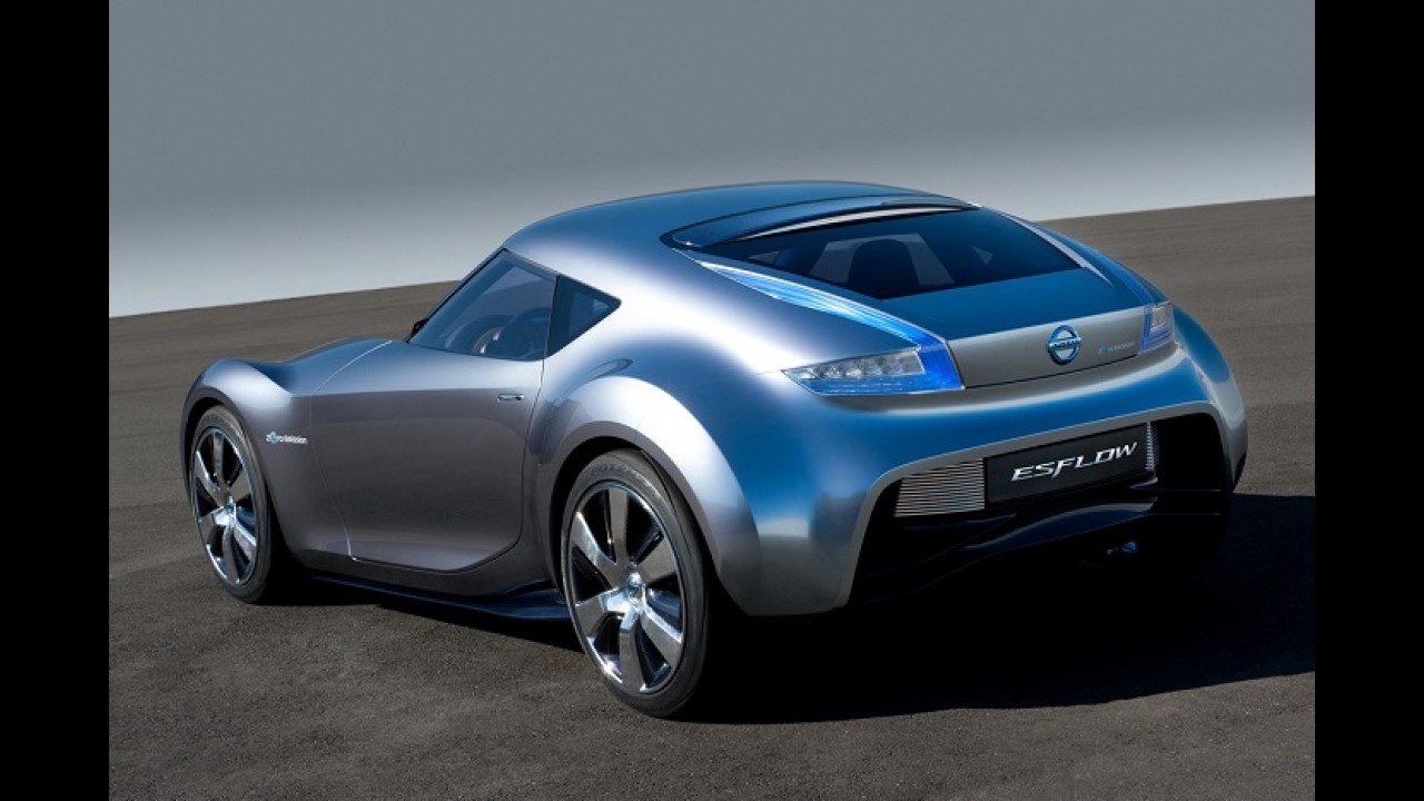 Nissan planeja esportivo compacto para brigar com Toyota GT 86