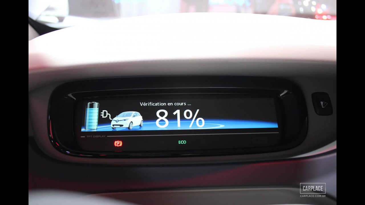 Renault Zoe: Conhecemos o compacto elétrico que ainda está distante do Brasil