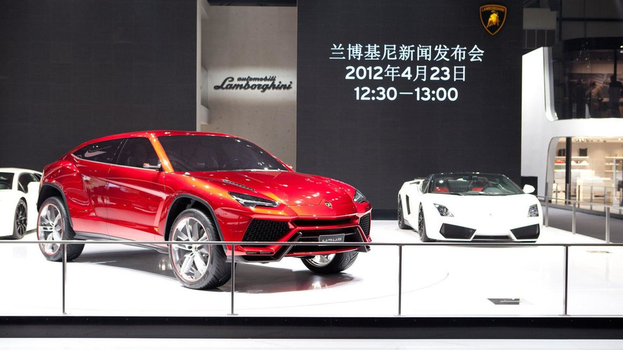 Lamborghini Urus SUV concept live in Beijing