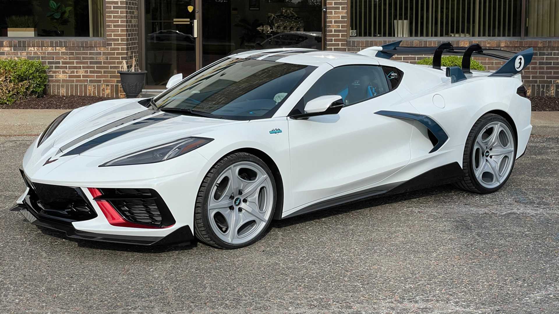 Lingenfelter Cunningham 60th Anniversary Corvette es retro y poco común