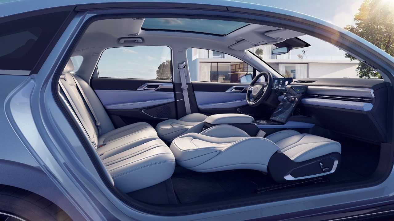 XPeng P5 (2021)