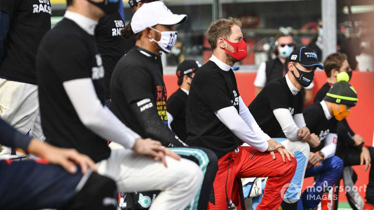 F1 drivers kneel at Emilia-Romagna GP 2020