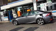 Lexus IS Hybrid Luxury, test di consumo reale Roma-Forlì