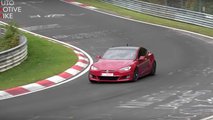 Tesla Model S Plaid en action au Nurburgring