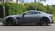 Aston Martin Vantage S