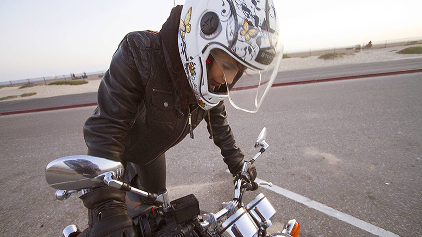 How to Kickstart a Motorcycle