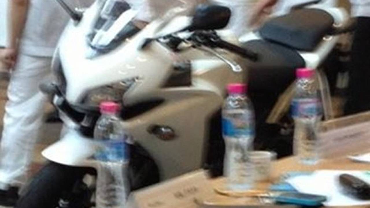 Spy Photos: Honda CBR500 and CB500