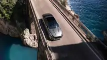 Jaguar XJR575 revealed