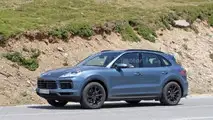 Porsche Cayenne Spy Photo