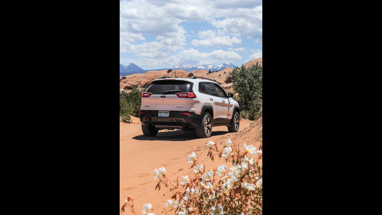 Jeep reduz preço do Cherokee Longitude, Limited e Trailhawk em R$ 15 mil