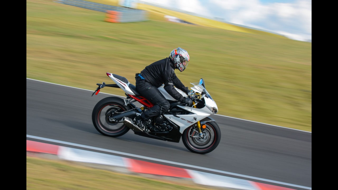 Mercado: Kawasaki Ninja 300 lidera entre as esportivas – veja ranking