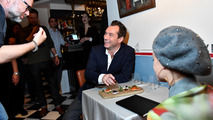 Jude Law, Lexus ile doğaçlama film çekti