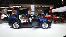 2016 Tesla Model X Paris Motor Show